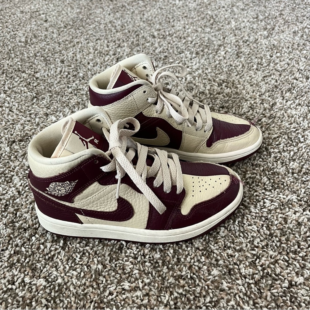 AIR JORDAN YOUTH 1 MID SE - SPLIT BEACH CHERRYWOOD